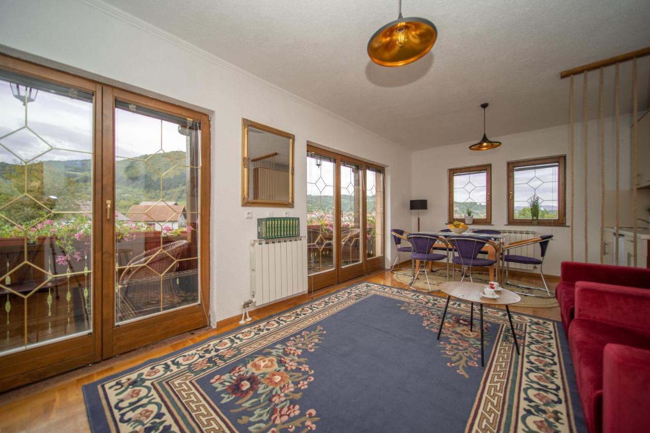 The View Apartment Visoko Eksteriør bilde