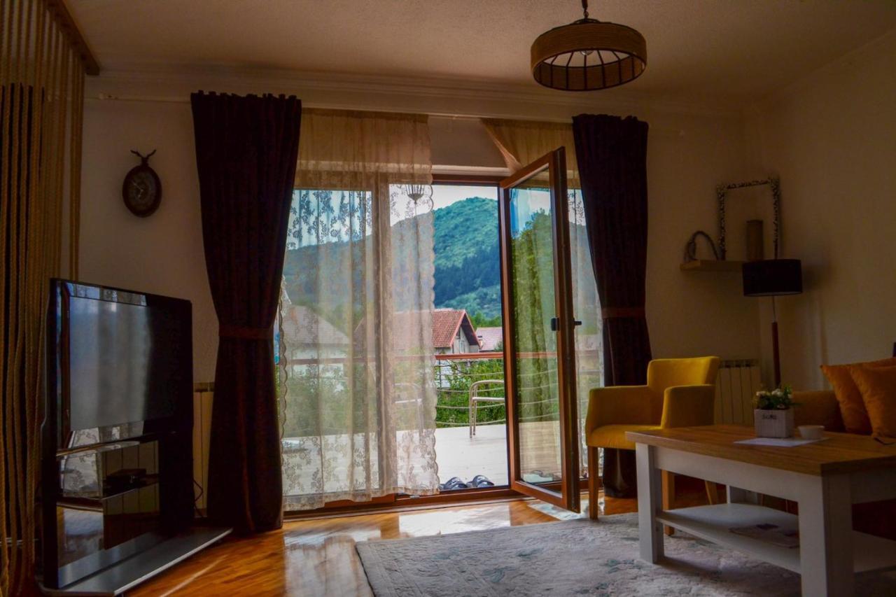 The View Apartment Visoko Eksteriør bilde